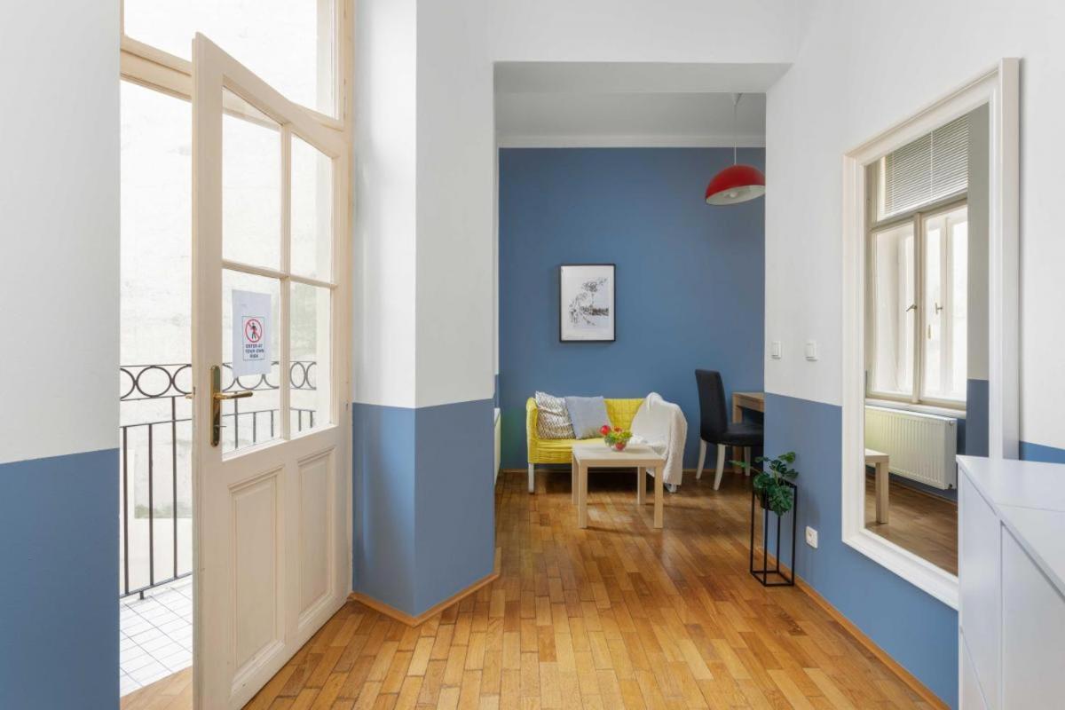 Letna Apartments Прага Екстериор снимка