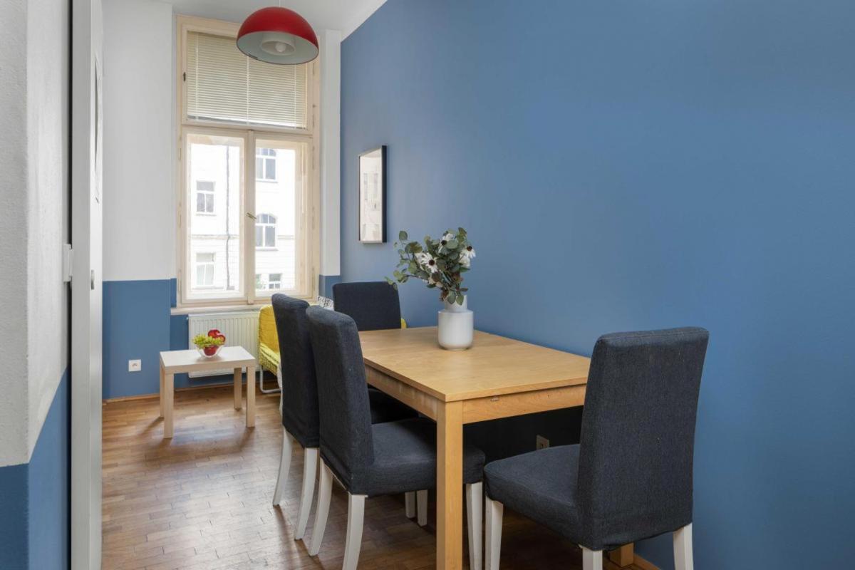 Letna Apartments Прага Екстериор снимка