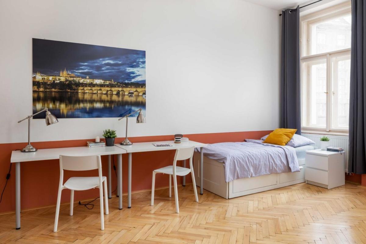 Letna Apartments Прага Екстериор снимка